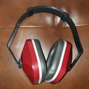 E . A . R   MODEL 1000 OVER THE HEAD NOISE REDUCTIONK EAR MUFFS